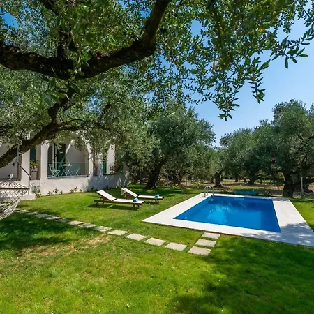Villa Vardavilla *