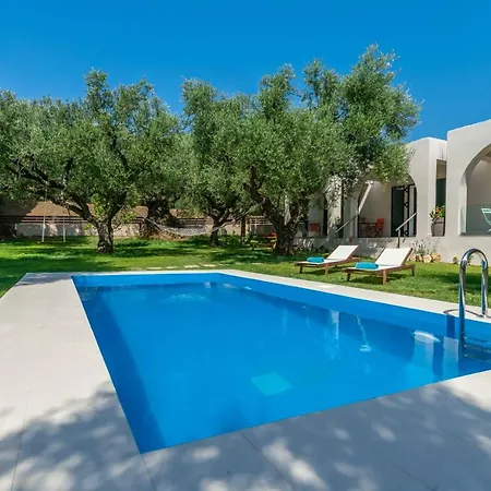 Vardavilla Villa