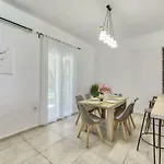 Vardavilla