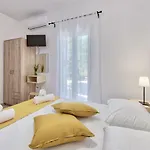 Vardavilla