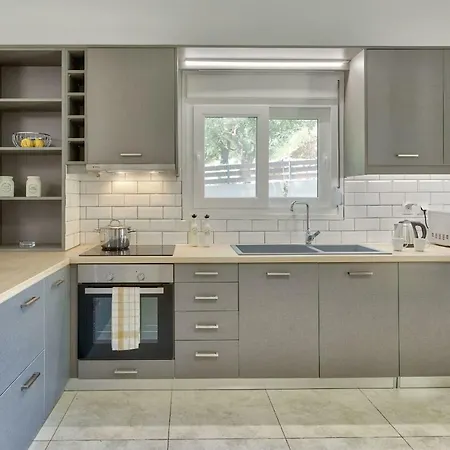 ヴィラ Vardavilla